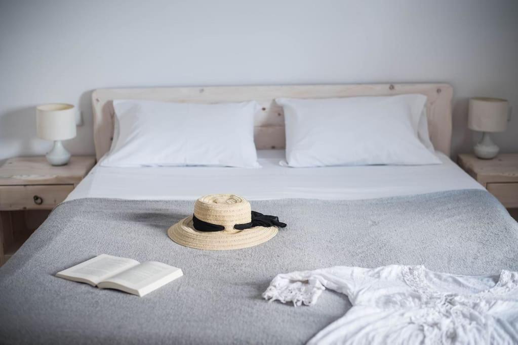 White Wave Villa, 3Min Walk From Beach Kamari  Luaran gambar